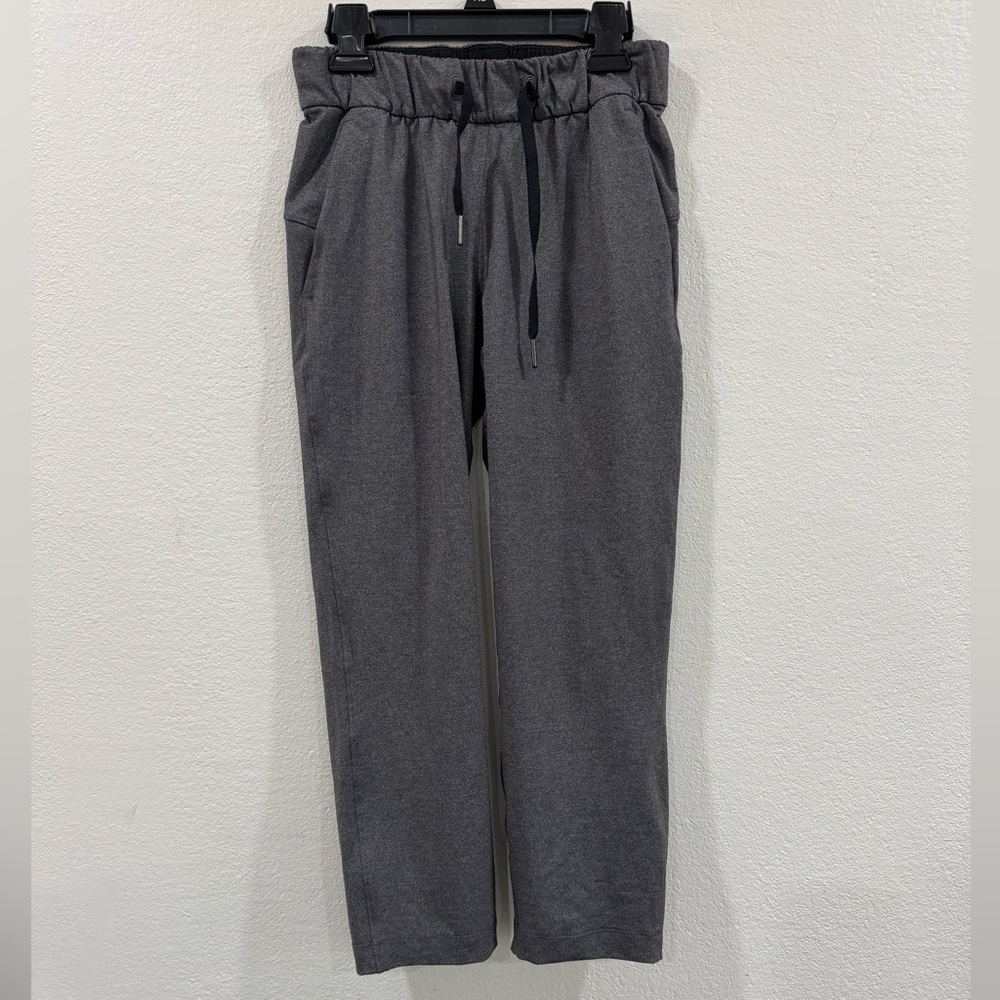 Lululemon Gray Crop joggers Size 2